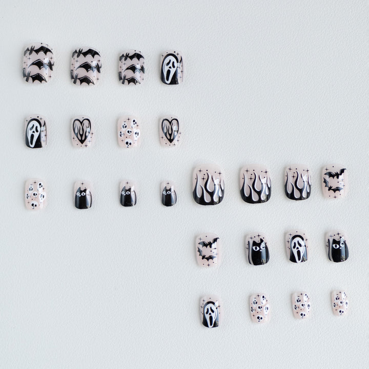 Halloween-Themed Nail Art Kit  1790958101