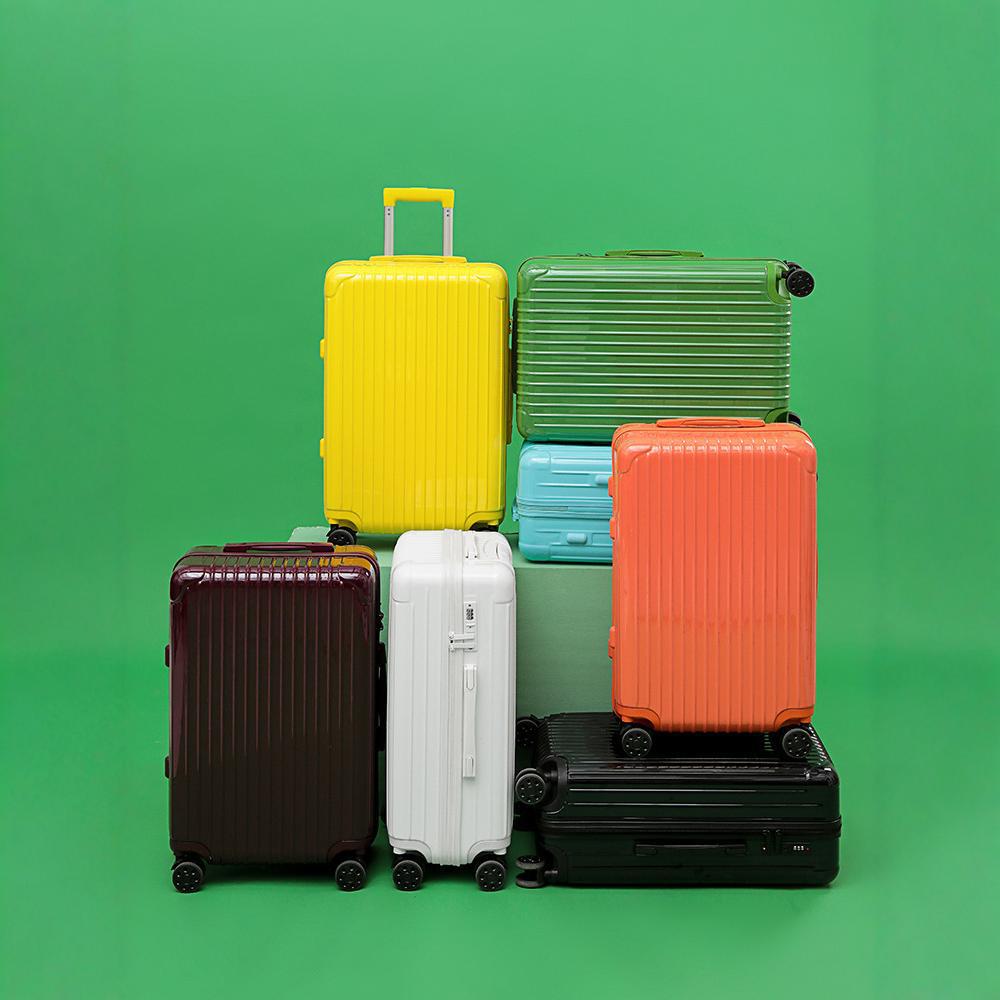 Unisex Hard Shell Roller Luggage Stornfield