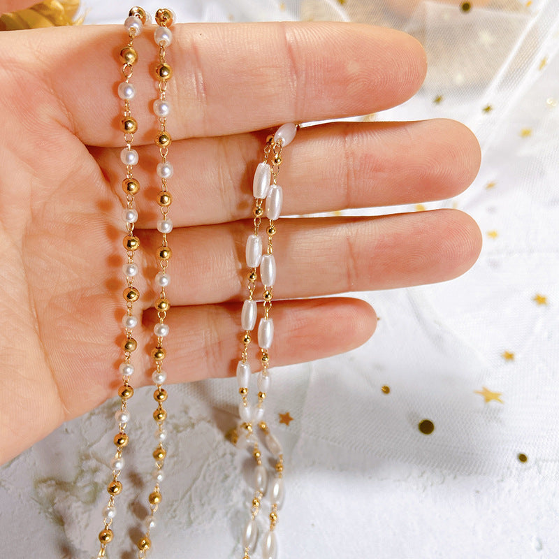 Elegant glasses holder chain with pearls Stornfield