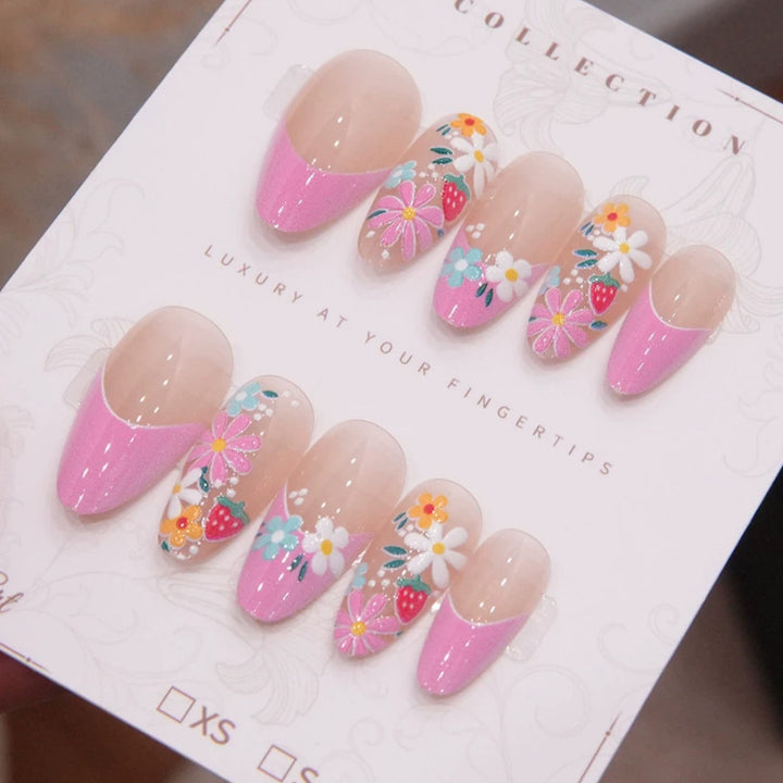Floral Design Press-On Nail Set