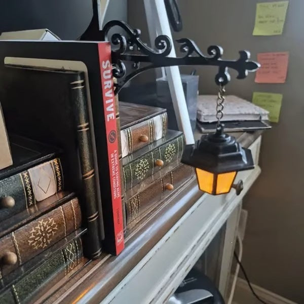 Decorative Ghost Reading Lamp Holder Stornfield