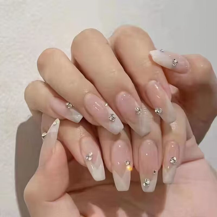 Festive Nail Art Press-Ons Stornfield