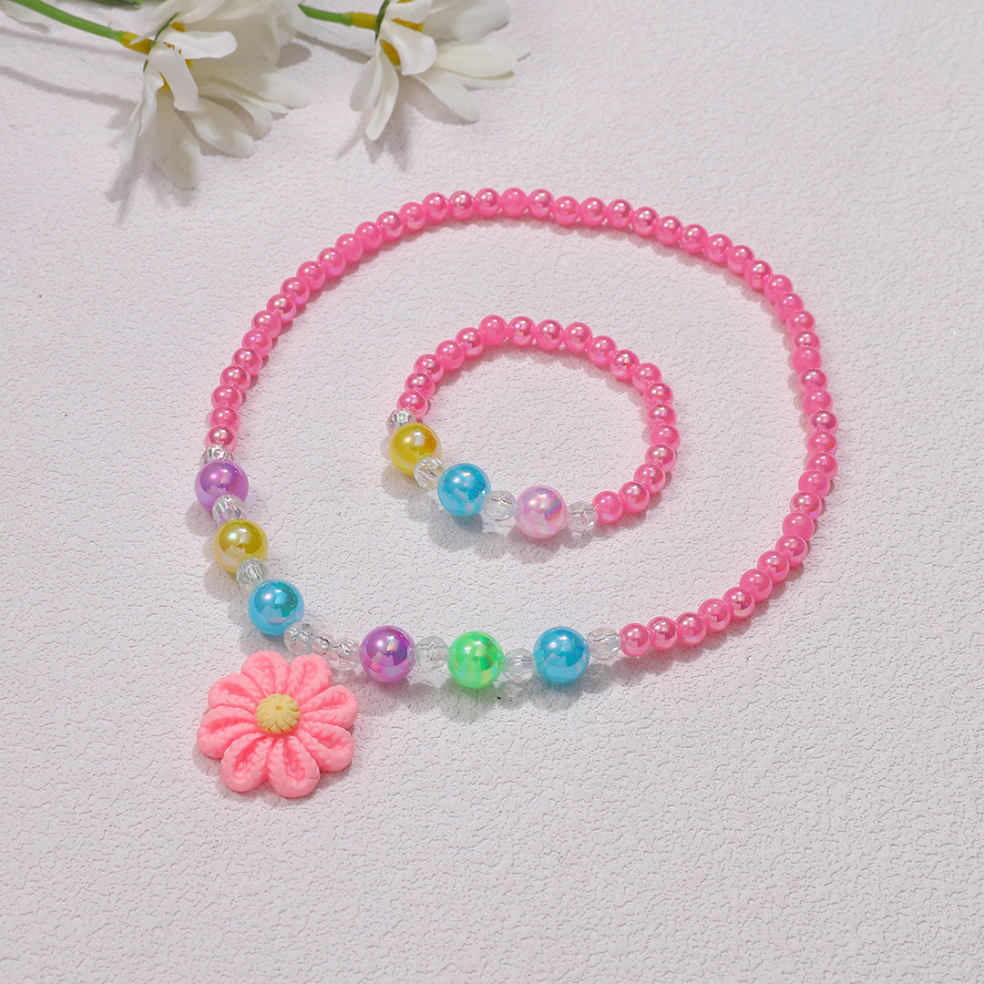 Playful jewelry set with flower pendant Stornfield