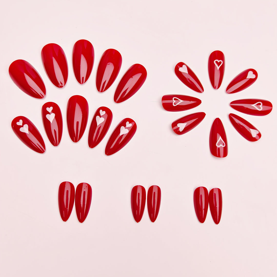 Artificial nails with romantic heart design Stornfield