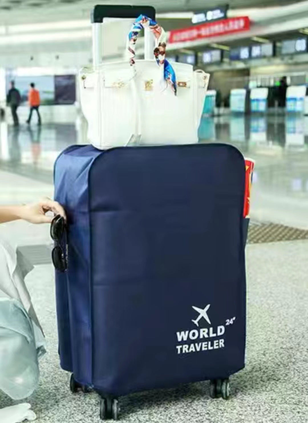 Durable Hard-Shell Spinner Suitcase Stornfield