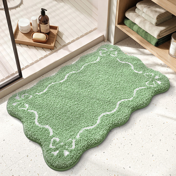 Plush Scalloped Edge Bathroom Mat