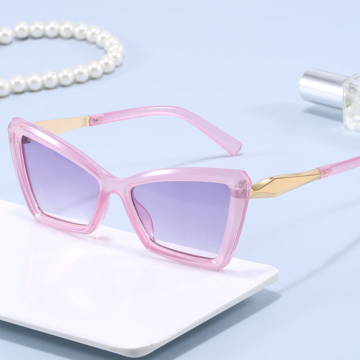 Women's Cat-Eye Sunglasses with Luxurious Transparent Frame Stornfield