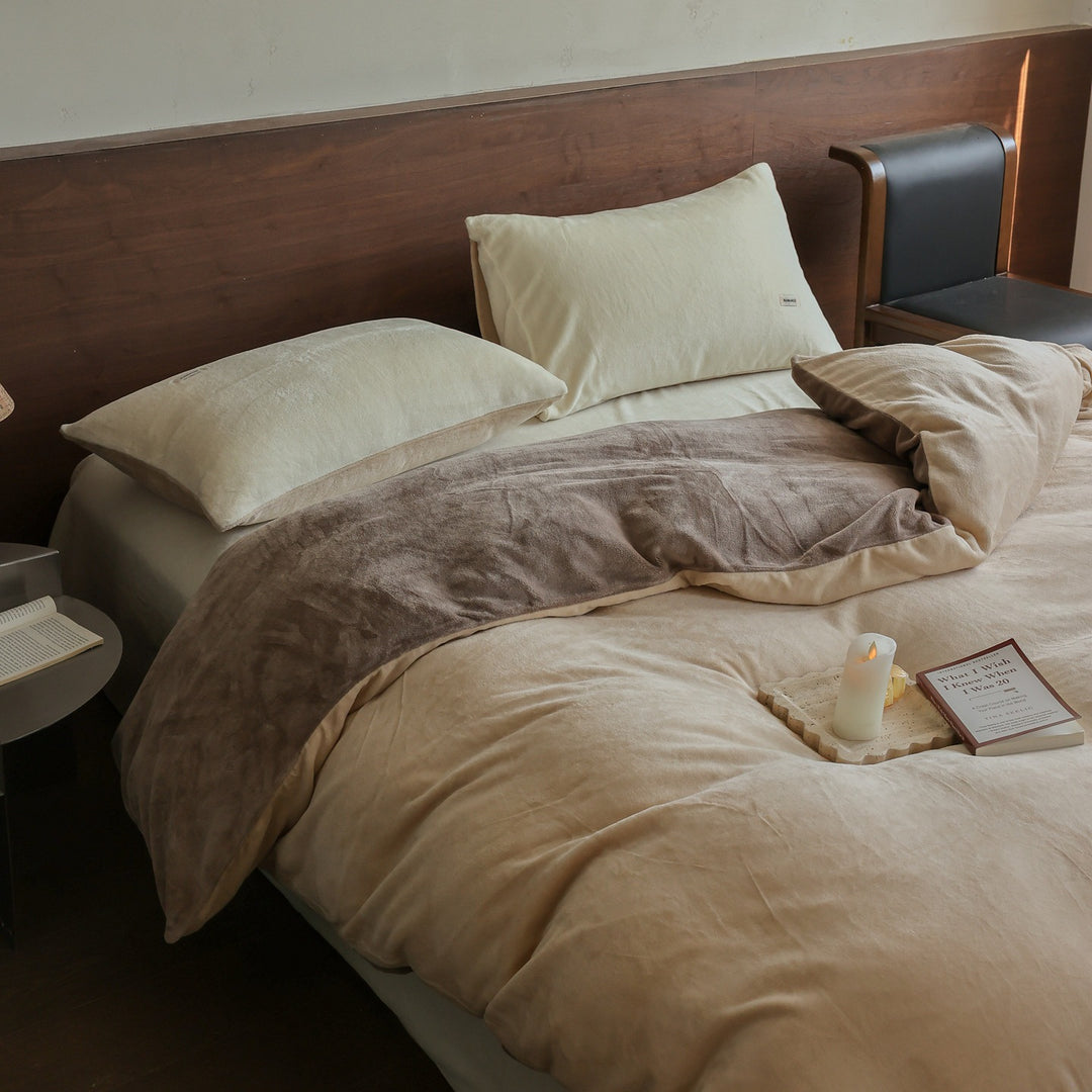Similar microfiber duvet cover set with ultra-soft velour finish and pillowcases