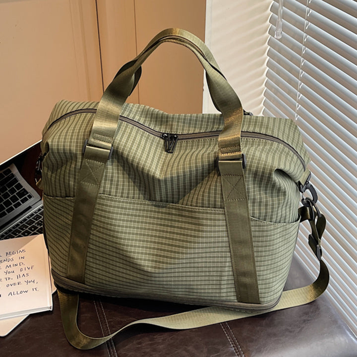 Sporty travel bag with practical storage and adjustable shoulder straps Stornfield