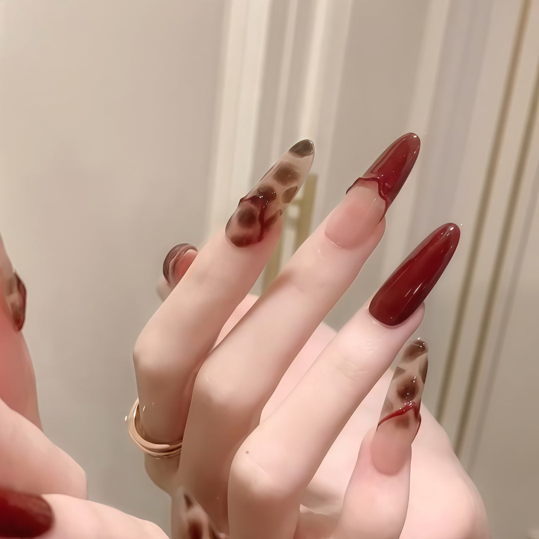 Artificial Nail Set with Stylish Design Stornfield