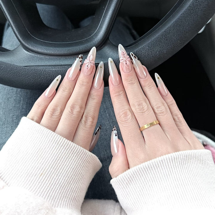 Elegant Press-On Nail Art