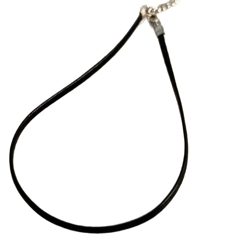 Adjustable Leather Choker Necklace Stornfield
