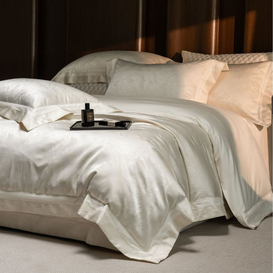 Hotel-Weight Stonewashed Textured Duvet Cover Bedding Ensemble with Oxford Pillowcases