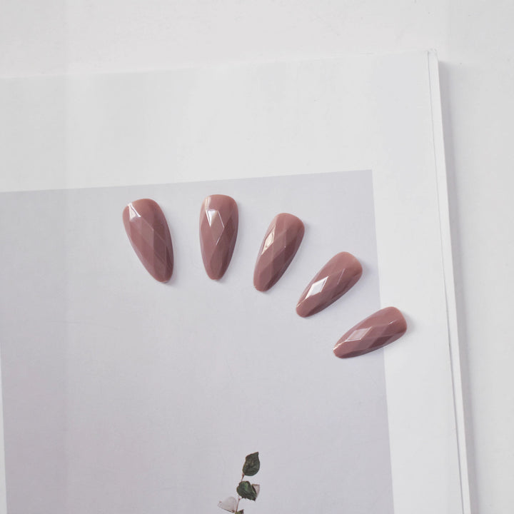 Premium Glossy Diamond-Shaped Press-On Nails Stornfield