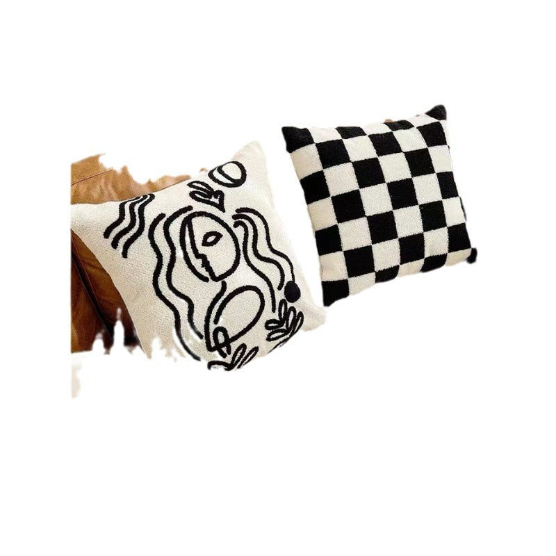 Fluffy decorative cushion with zigzag pattern