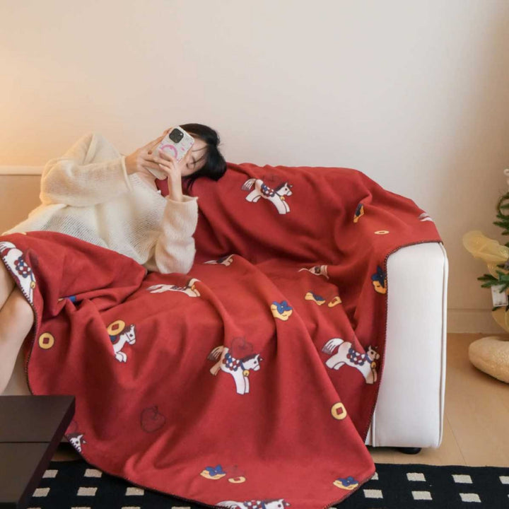 Plush Decorative Fleece Throw Blanket with Star-Pony Motif