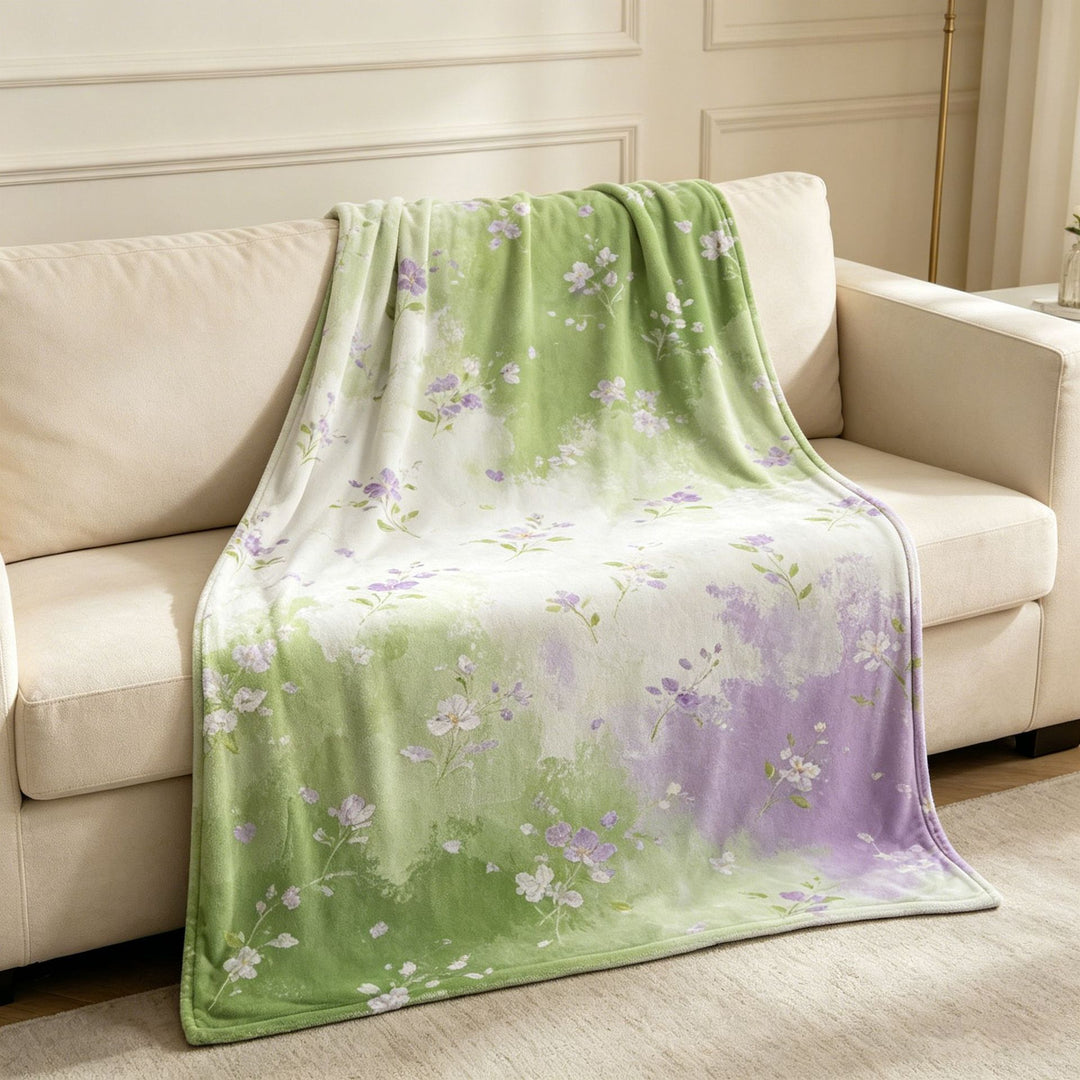 Floral Patterned Fleece Throw Blanket