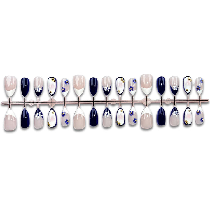 Elegant Floral and Star-Embellished Press-On Nail Set