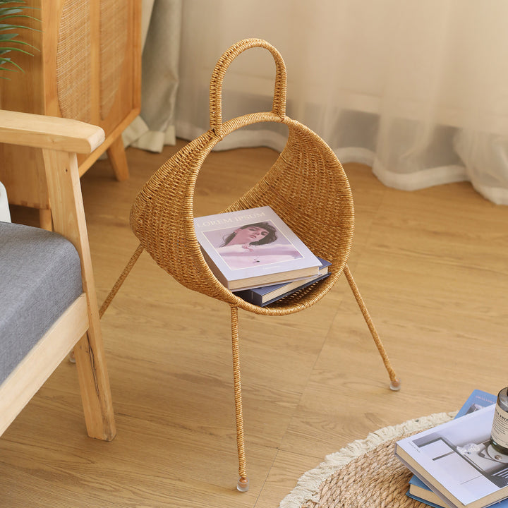 Unisex design basket with curved shape and ergonomic carry handle Stornfield