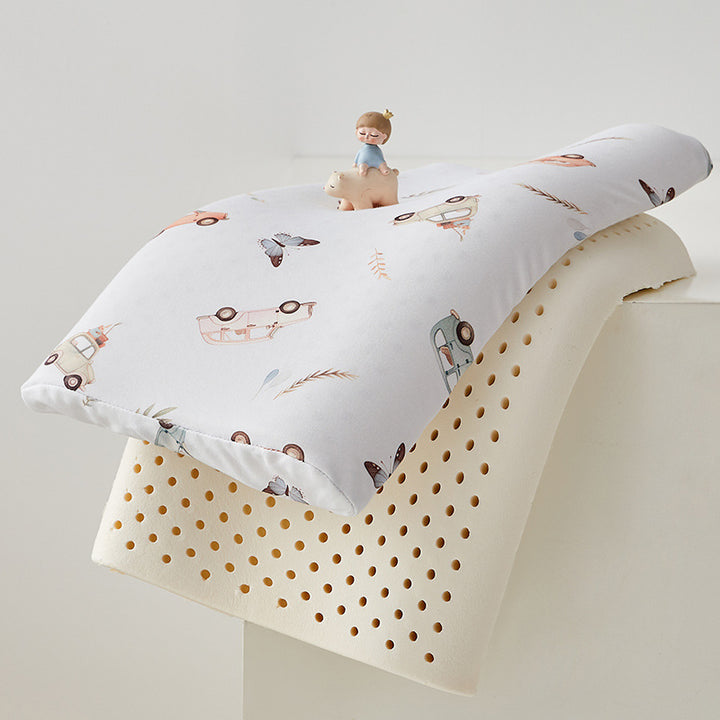 Children's sleeping pillow with hypoallergenic cover and cute vehicle motif Stornfield