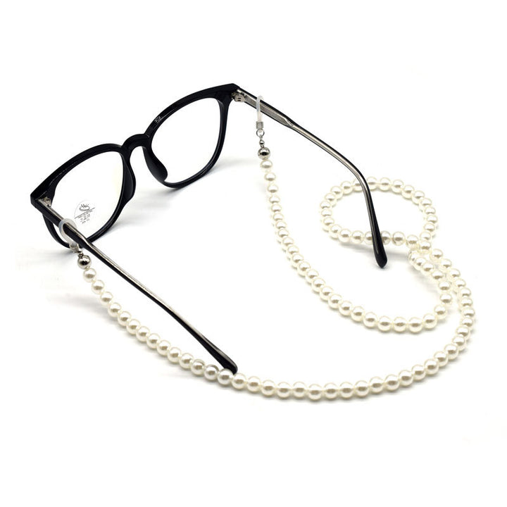Elegant Pearl Beaded Eyewear Chain Stornfield