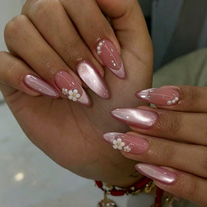 Elegant Floral Nail Design Press-On Tips Stornfield