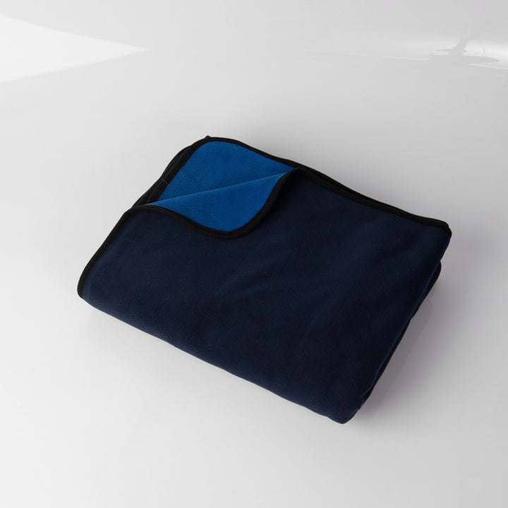 Women's cuddly blanket with double lined material Stornfield