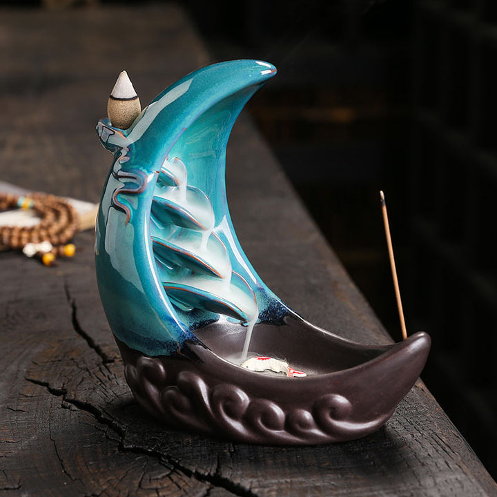 Artistic Smoke Flowing Incense Holder