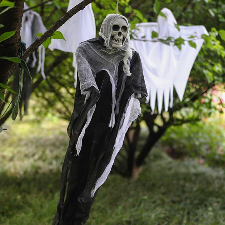 Creepy decoration ghost figure