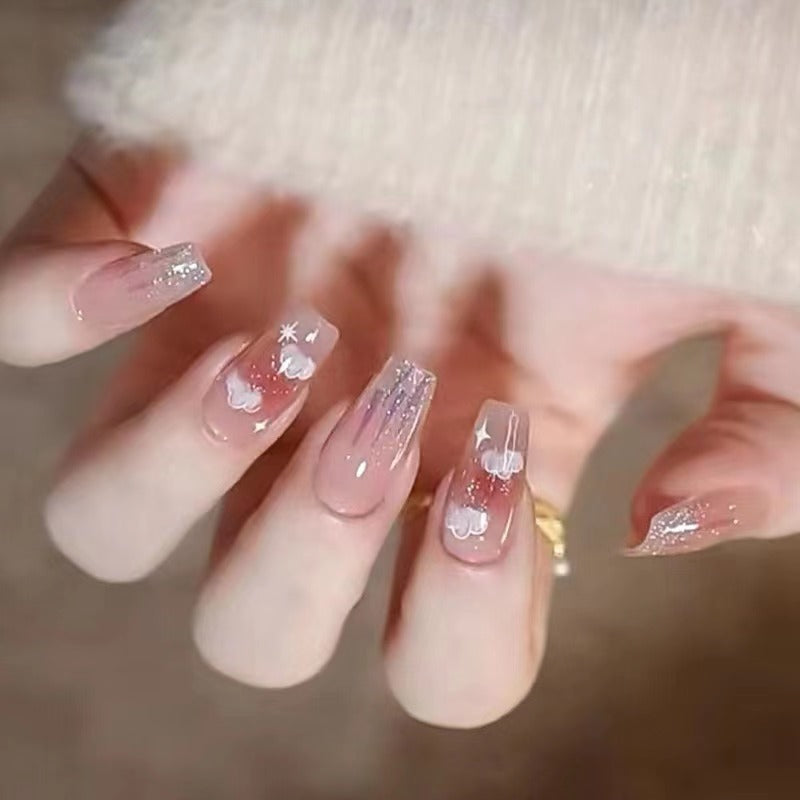 Artful nail art with cloud design Stornfield