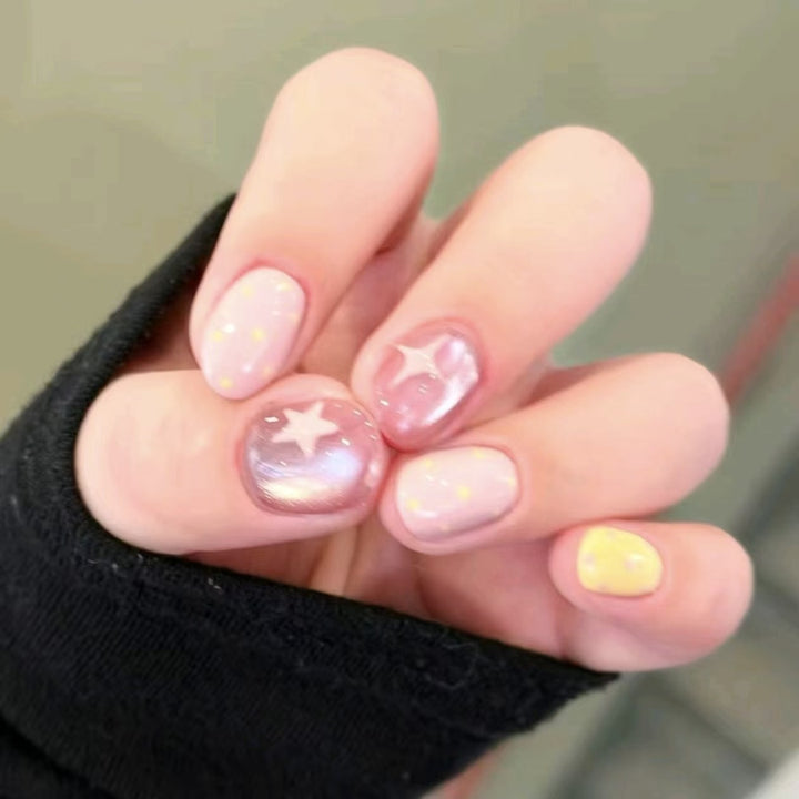 Floral Design Press-On Nails Stornfield