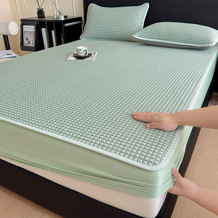 Waterproof mattress protector fitted sheet with breathable PU coating and extra deep pocket