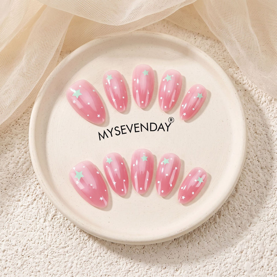 Decorative Star-Designed Press-On Nail Set Stornfield