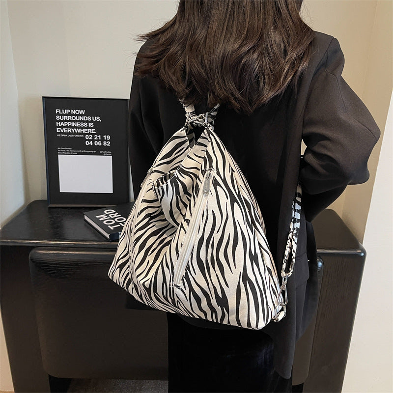 Stylish Multi-Pocket Hobo Bag Stornfield