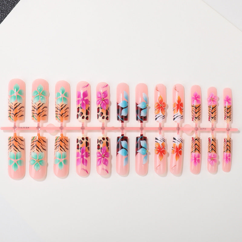 Floral Art Press-On Nail Tips Stornfield