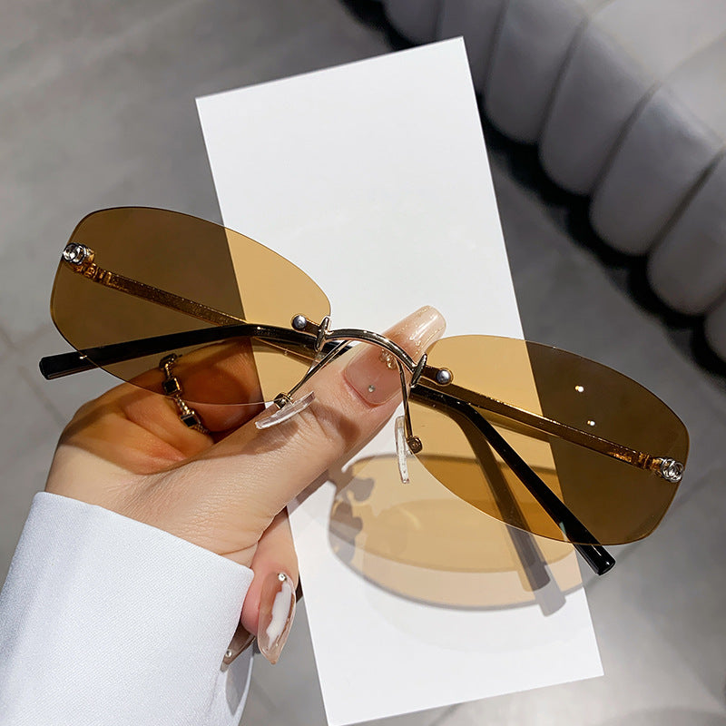 Women's fashionable sunglasses with elegant, narrow frame Stornfield