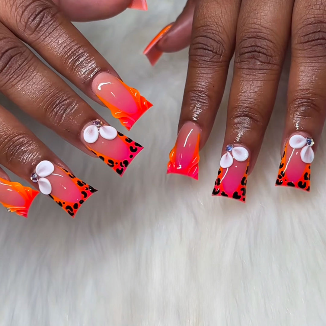 Decorative Leopard Print Press-On Nails Stornfield