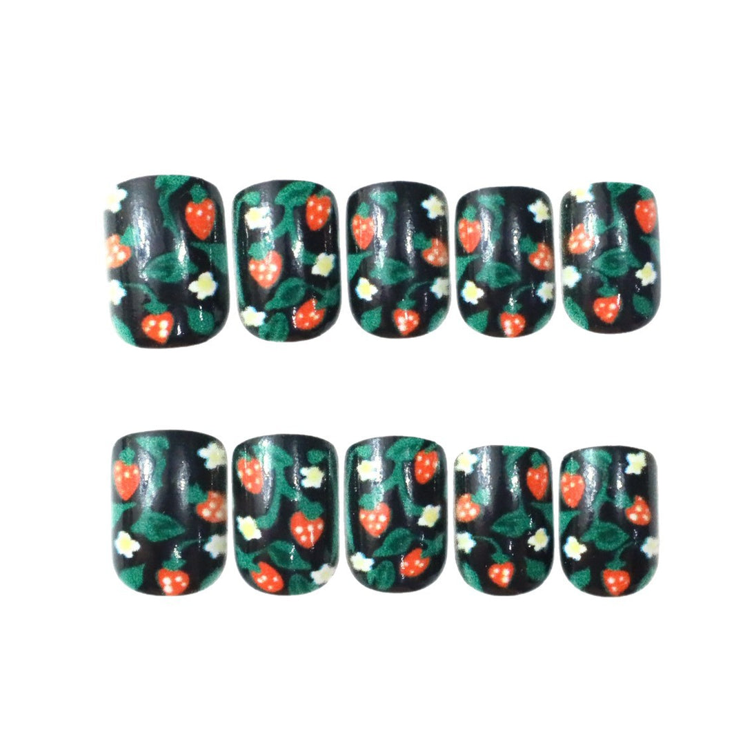 Floral-Patterned Gel Nail Art Stornfield