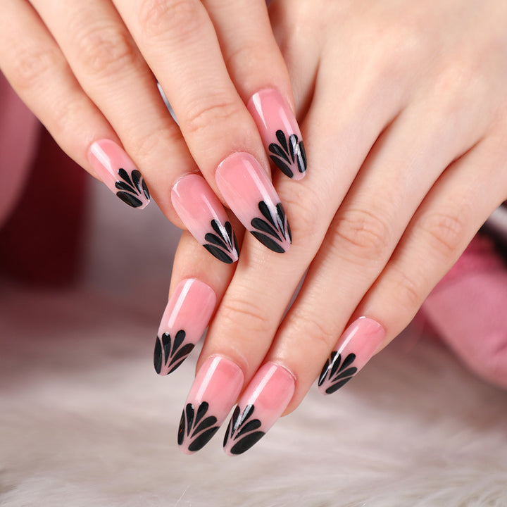 Creative design artificial nails with piano keys motif Stornfield