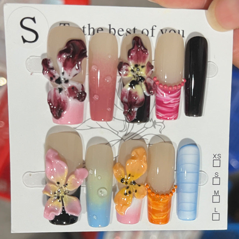 Handcrafted Floral Design Press-On Nail Set Stornfield