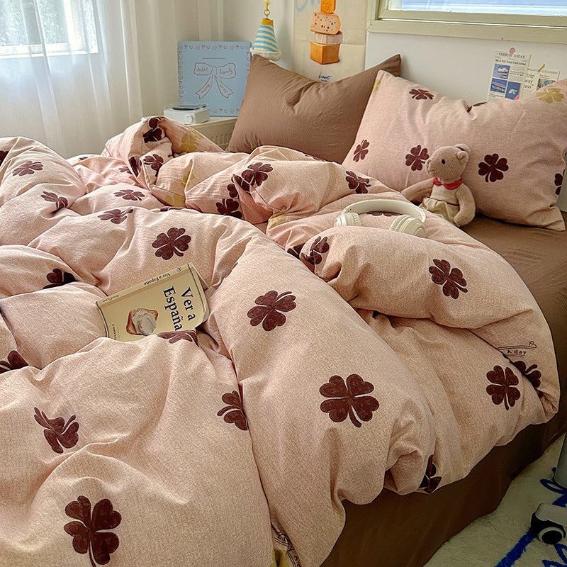Floral Patterned Quilted Duvet Cover