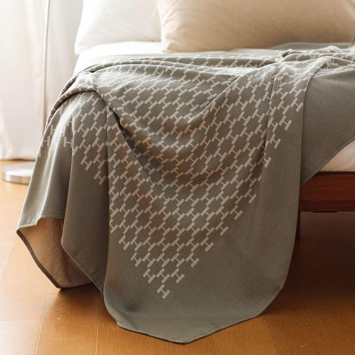 Decorative Patterned Throw Blanket