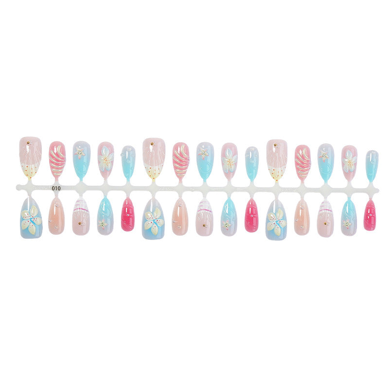 Decorative Artistry Press-On Nail Set Stornfield