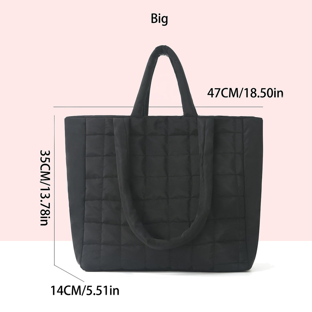 Fashionable and Spacious Travel Bag Stornfield