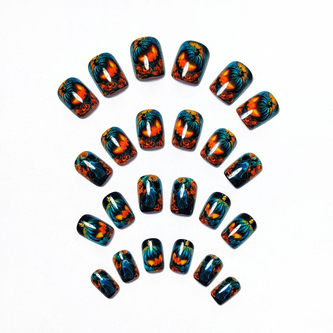 Artificial nails with Halloween design Stornfield