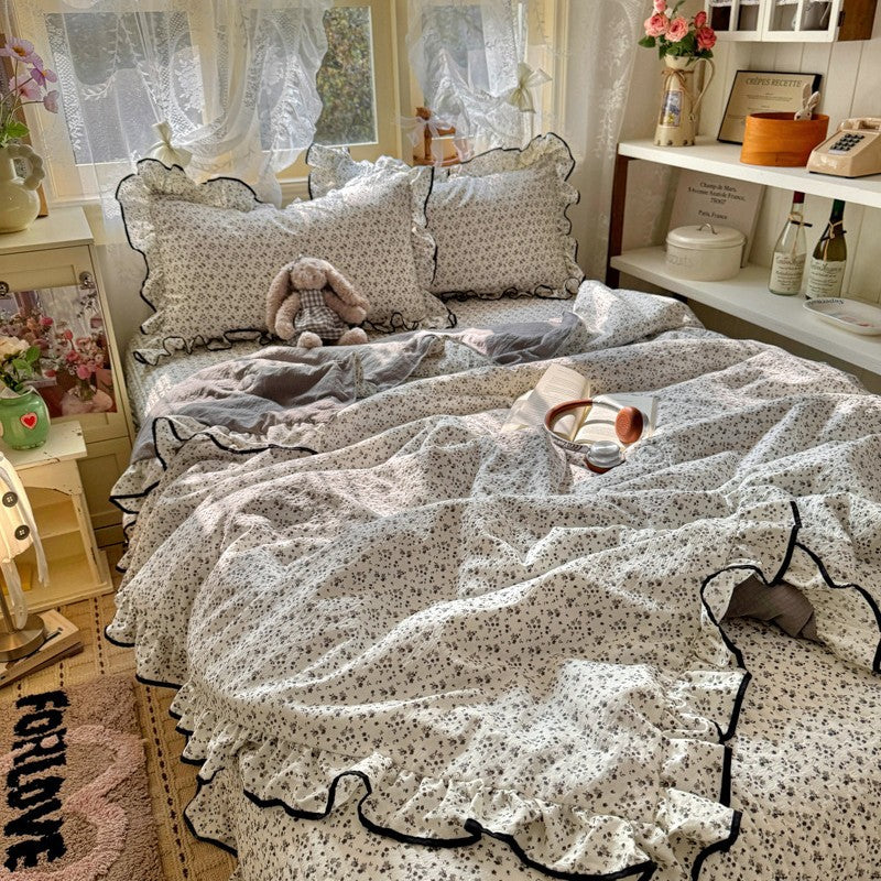 Floral Frill Edged Comforter Set