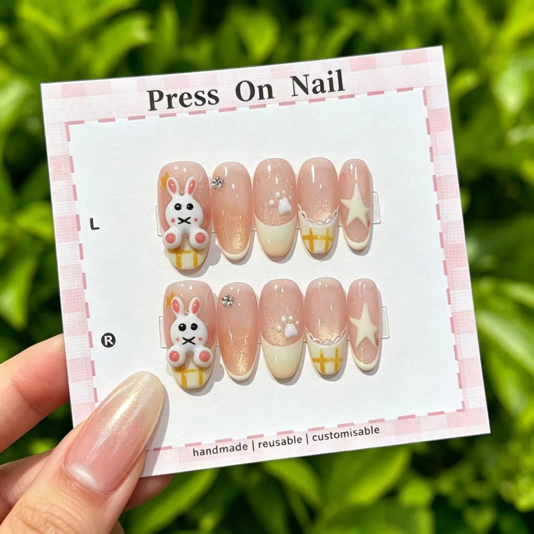 Elegant Reusable Press-On Nail Art Set with Floral Accents