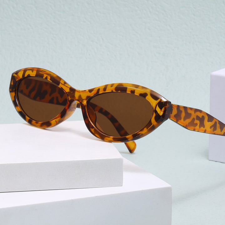 Women's Cat-Eye Sunglasses with Wide Frame and UV Protection Stornfield