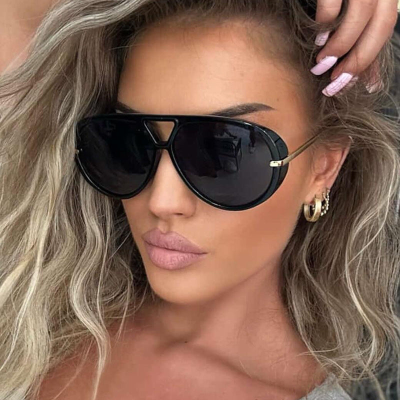 Women's fashionable large sunglasses with elegant frame and protective lenses Stornfield