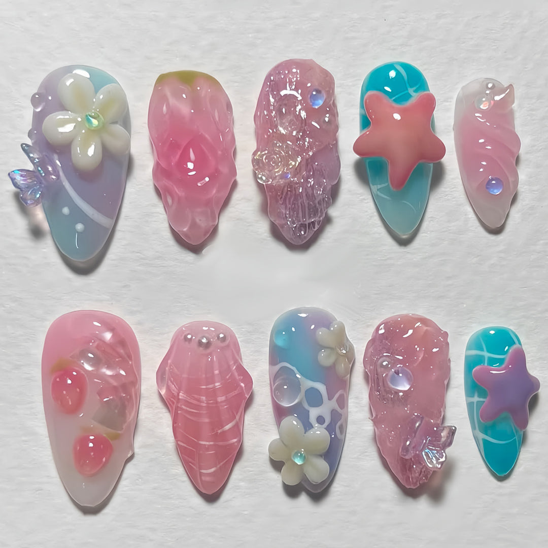 Artistic Sea-Themed Press-On Nail Art Stornfield